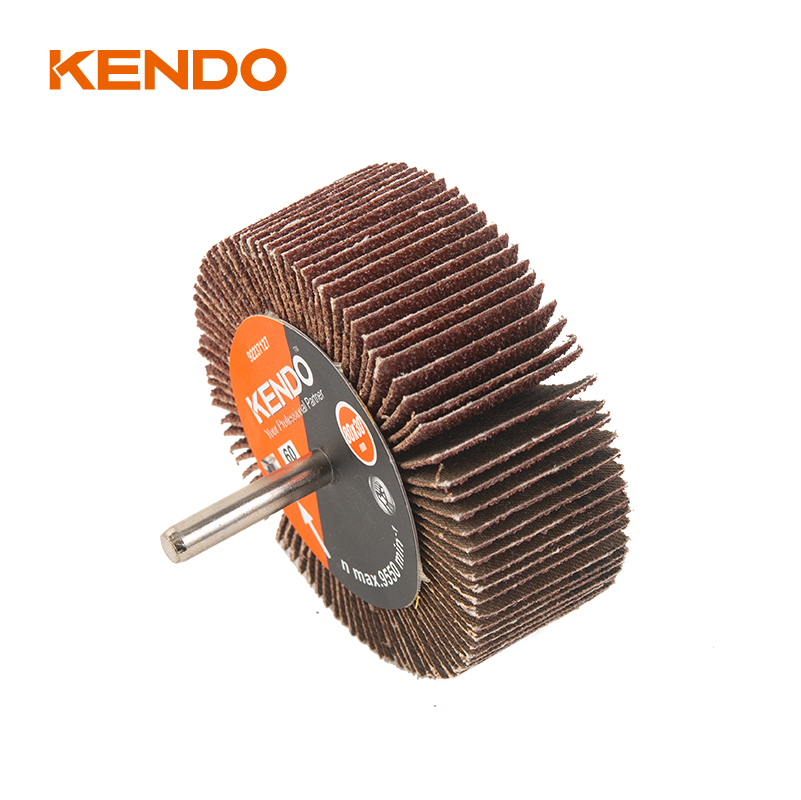 샤프트가 있는 플랩 휠