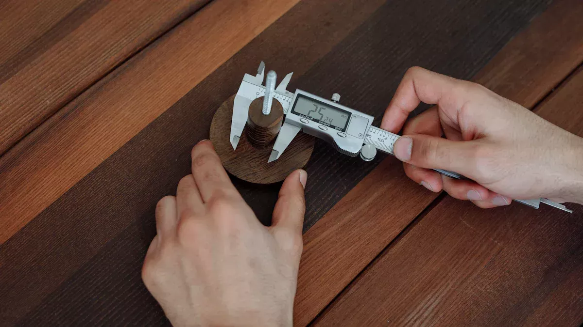 인치와 밀리미터 단위로 버니어 캘리퍼를 읽는 방법