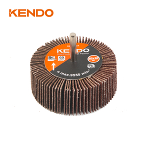 샤프트가 있는 플랩 휠