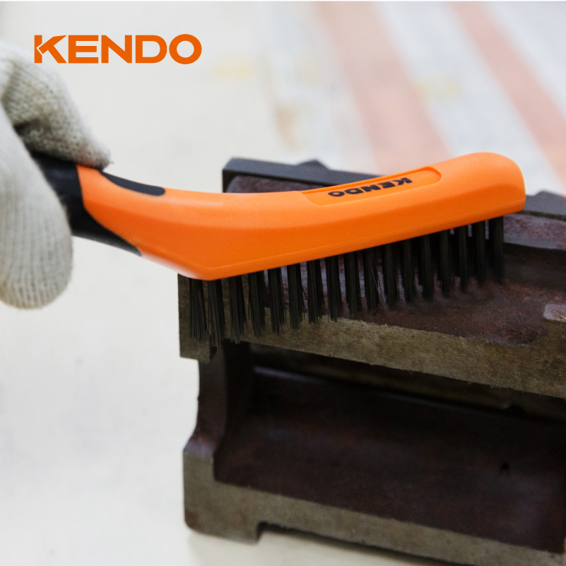 와이어 브러시는 초보자를 위해 설명했습니다